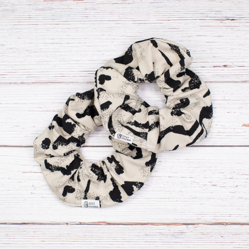Estrella Scrunchie