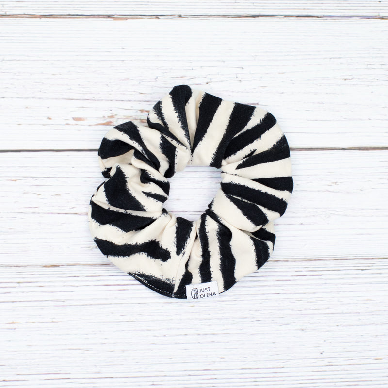Quinn Scrunchie