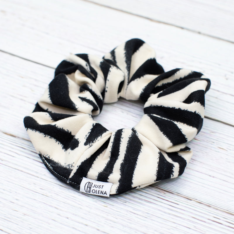 Quinn Scrunchie