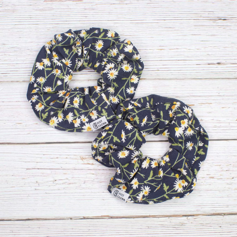 Aleyah Scrunchie